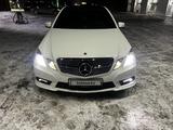 Mercedes-Benz E 200 2011 годаүшін8 300 000 тг. в Экибастуз – фото 4