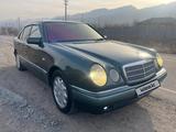 Mercedes-Benz E 320 1996 годаfor5 500 000 тг. в Алматы – фото 2