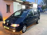 Volkswagen Sharan 1996 года за 1 750 000 тг. в Алматы – фото 2