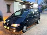 Volkswagen Sharan 1996 года за 1 750 000 тг. в Алматы