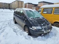 Volkswagen Sharan 1996 годаүшін1 750 000 тг. в Актобе