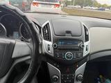 Chevrolet Cruze 2012 года за 2 570 000 тг. в Караганда – фото 2