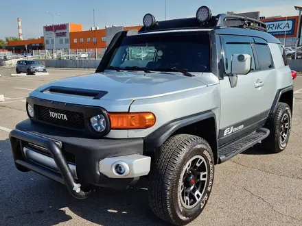 Toyota FJ Cruiser 2007 года за 12 500 000 тг. в Алматы – фото 3