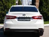 Toyota Camry 2021 годаүшін15 790 000 тг. в Алматы – фото 5