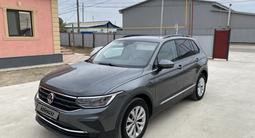 Volkswagen Tiguan 2021 года за 12 500 000 тг. в Атырау – фото 5