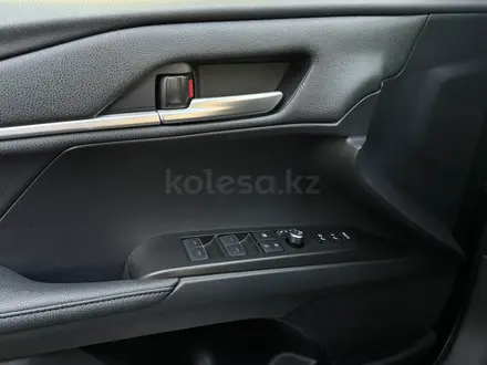 Toyota Camry 2025 года за 23 300 000 тг. в Алматы – фото 6