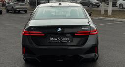 BMW 530 XDrive 2025 года за 49 990 000 тг. в Шымкент – фото 3