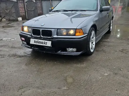 BMW 325 1994 года за 2 200 000 тг. в Талдыкорган – фото 3