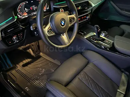 BMW 520 2023 года за 35 000 000 тг. в Астана – фото 17