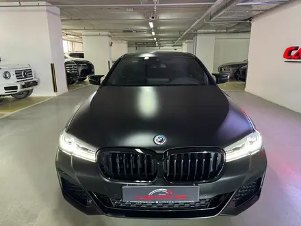 BMW 520 2023 года за 35 000 000 тг. в Астана – фото 5