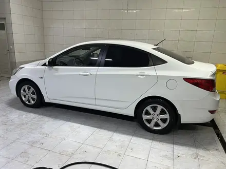 Hyundai Solaris 2012 года за 4 600 000 тг. в Тараз – фото 4