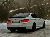 BMW 550 2014 годаүшін18 000 000 тг. в Алматы – фото 3