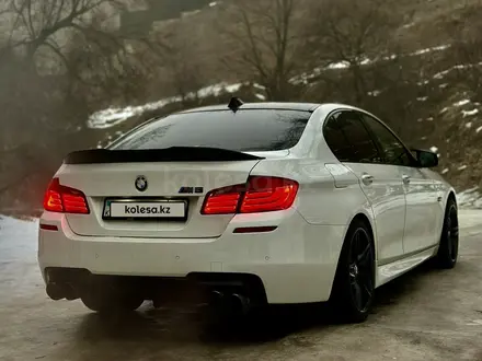 BMW 550 2014 года за 18 000 000 тг. в Алматы – фото 10