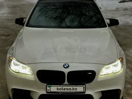 BMW 550 2014 года за 18 000 000 тг. в Алматы – фото 13
