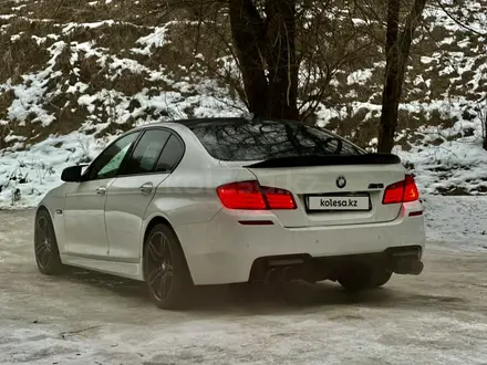 BMW 550 2014 года за 18 000 000 тг. в Алматы – фото 4