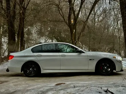 BMW 550 2014 года за 18 000 000 тг. в Алматы – фото 6