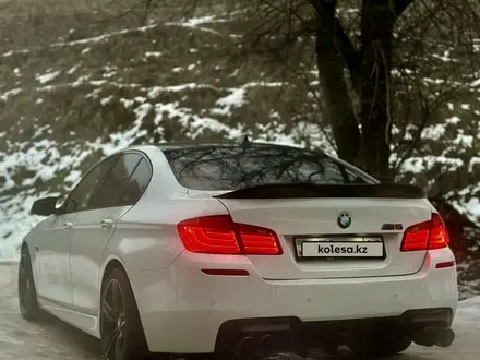 BMW 550 2014 года за 18 000 000 тг. в Алматы – фото 9