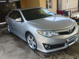 Toyota Camry 2013 года за 9 000 000 тг. в Шымкент – фото 2