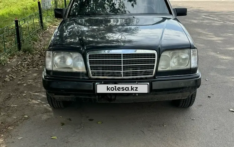 Mercedes-Benz E 220 1993 года за 1 780 000 тг. в Павлодар