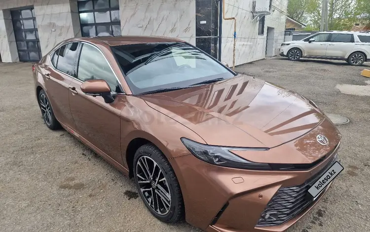 Toyota Camry 2024 года за 23 000 000 тг. в Актобе