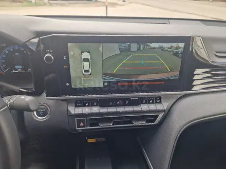 Toyota Camry 2024 года за 23 000 000 тг. в Актобе – фото 3