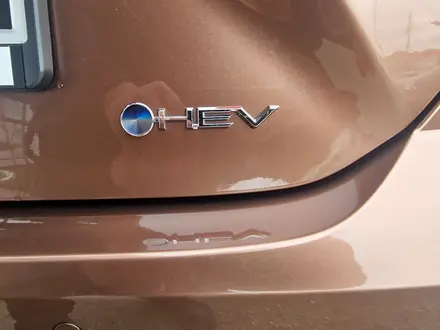 Toyota Camry 2024 года за 23 000 000 тг. в Актобе – фото 5