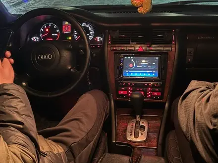 Audi A8 2000 года за 3 200 000 тг. в Астана