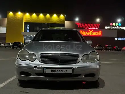 Mercedes-Benz C 240 2000 года за 2 500 000 тг. в Астана – фото 5