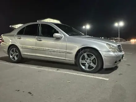 Mercedes-Benz C 240 2000 года за 2 500 000 тг. в Астана – фото 7