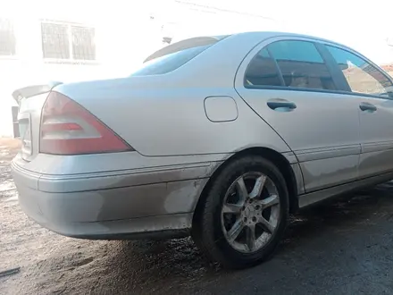 Mercedes-Benz C 230 2005 года за 4 000 000 тг. в Караганда – фото 57