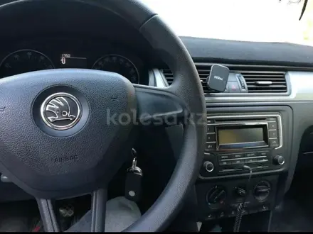 Skoda Rapid 2014 года за 4 400 000 тг. в Атырау – фото 3