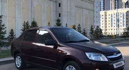 ВАЗ (Lada) Granta 2190 2013 годаүшін2 590 000 тг. в Астана