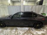 BMW 750 2009 года за 5 200 000 тг. в Актау – фото 2