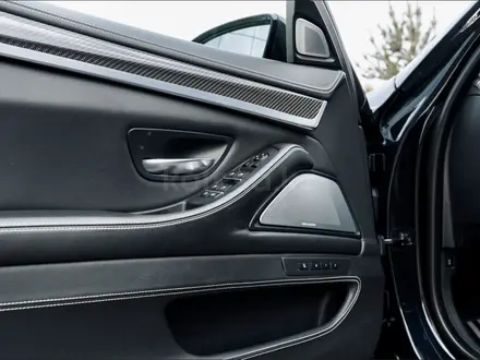 BMW M5 2016 года за 35 000 000 тг. в Тараз – фото 27