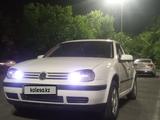 Volkswagen Golf 1998 годаүшін1 750 000 тг. в Тараз