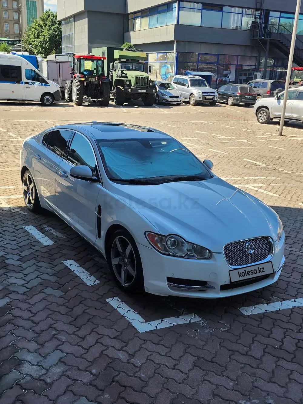 Jaguar XF, 2010