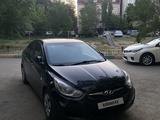 Hyundai Solaris 2012 года за 3 995 707 тг. в Актобе – фото 3