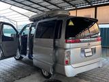 Nissan Elgrand 2003 года за 7 000 000 тг. в Алматы – фото 3