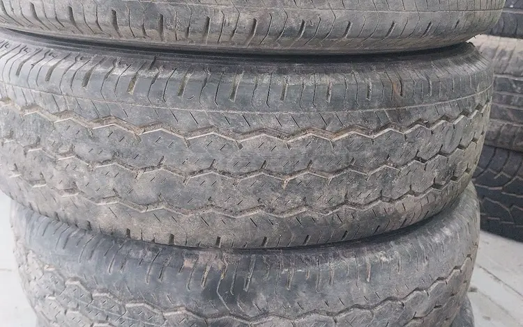 Комплект 195 70 15 C, на Хайс за 30 000 тг. в Актау