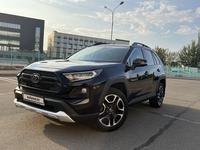 Toyota RAV4 2019 года за 17 800 000 тг. в Алматы