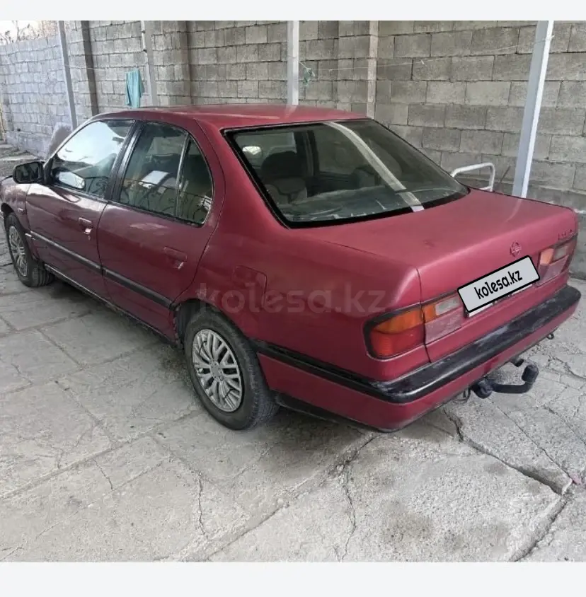 Nissan Primera, 1993
