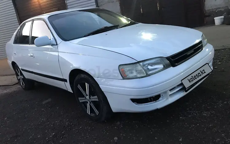 Toyota Carina E 1995 годаfor1 500 000 тг. в Караганда