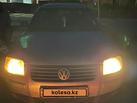 Volkswagen Passat 2002 года за 2 500 000 тг. в Кызылорда – фото 10