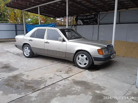 Mercedes-Benz E 230 1991 года за 3 100 000 тг. в Талдыкорган – фото 5