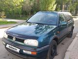 Volkswagen Golf 1994 года за 2 040 000 тг. в Астана – фото 3