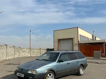 Volkswagen Passat 1993 года за 1 800 000 тг. в Алматы – фото 2