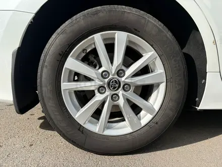 Toyota Camry Elegance 2020 года за 10 700 000 тг. в Астана – фото 16