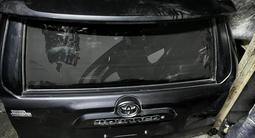 Крышка багаджника бампер задний фонари тойота 4Runner 285 за 10 000 тг. в Алматы – фото 2
