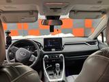 Toyota RAV4 2023 года за 17 000 000 тг. в Уральск – фото 4