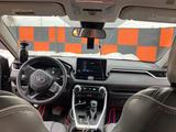 Toyota RAV4 2023 года за 17 000 000 тг. в Уральск – фото 5
